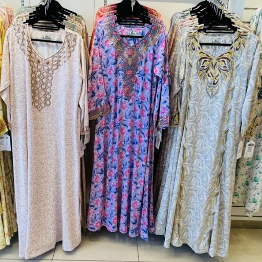 Mukhawar: The Art of Traditional Embroidery in Arabian Attire